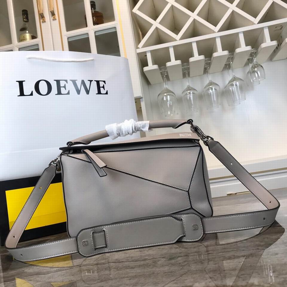 Loewe Handbag 183